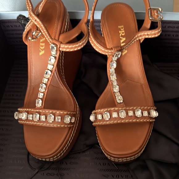 Sexy comfortable casual Prada platform wedge - Picture 3 of 8